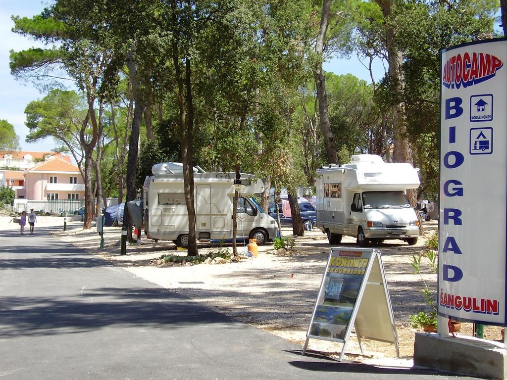 Mobile Homes Camping Biograd Biograd Na Moru Eksteriør billede